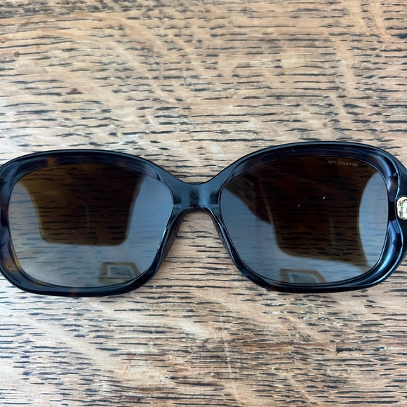 Prada Milano Black Sunglasses - Picture 6 of 8